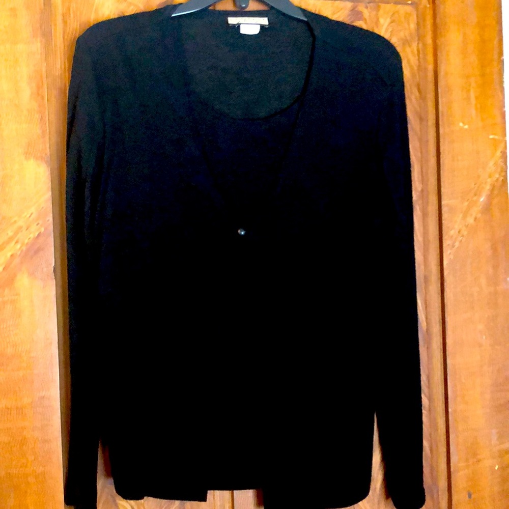 Black shirt